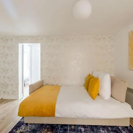 Apartment Cosy 3 Bedrooms & 2 Bathrooms - Louvre *