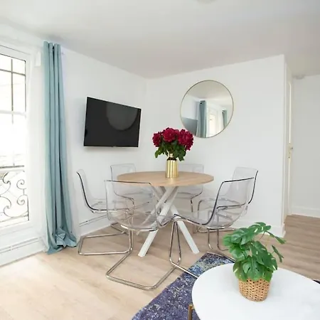 Cosy 3 Bedrooms & 2 Bathrooms - Louvre Paris