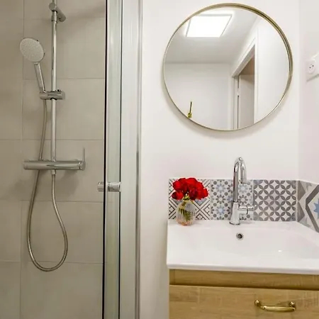 Cosy 3 Bedrooms & 2 Bathrooms - Louvre * Paris